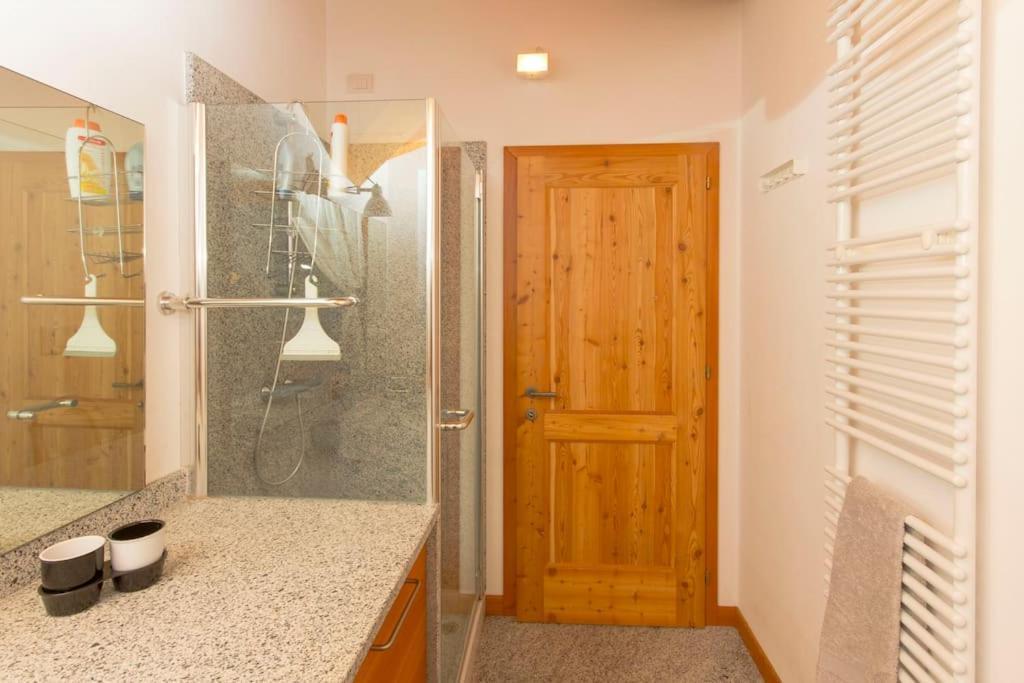 Lovely Apt In Pinzolo Val Rendena 7 Екстериор снимка